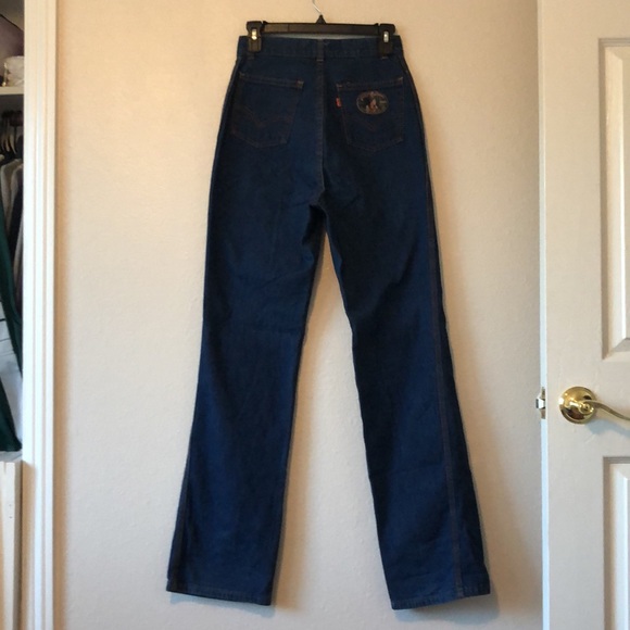Rare Vintage Levi’s Bell Bottom Jeans - Picture 8 of 15